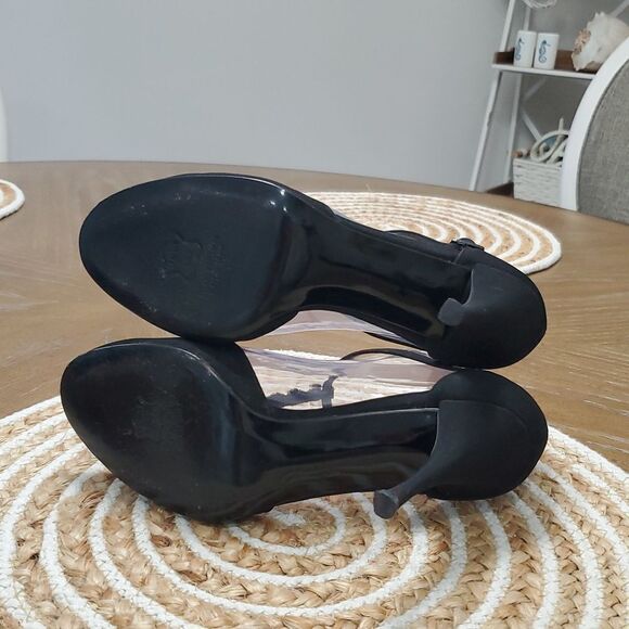 Stuart Weitzman T Strap Womans Crystal Embellished black heels, SIZE 8 - Picture 9 of 12